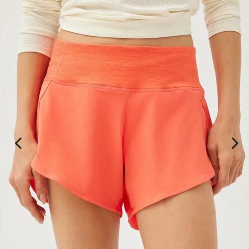 Outdoor Voices Hudson 4" Short